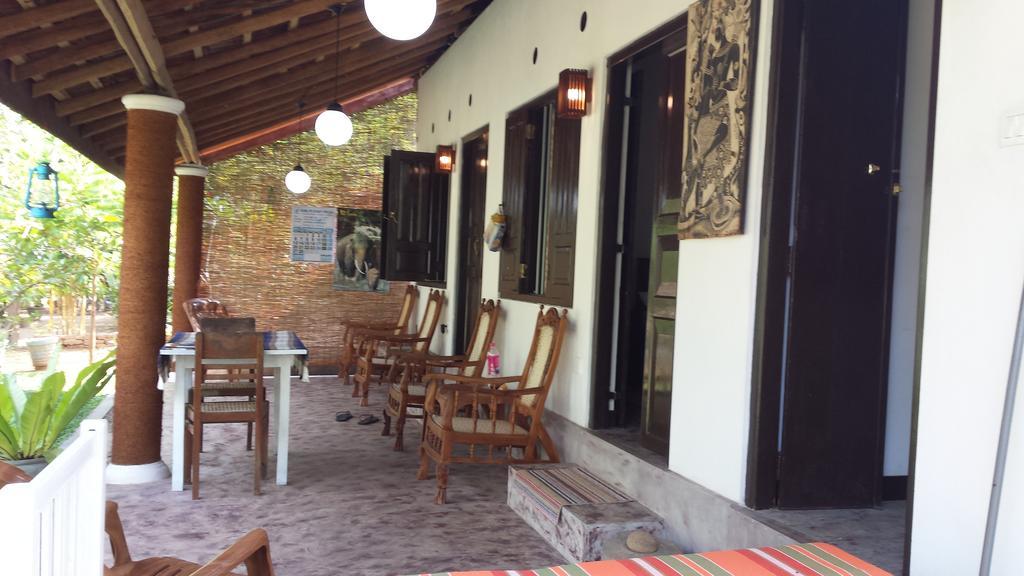 Hotel Aknara Rest Weligama Exterior foto