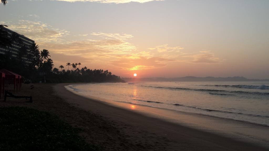 Hotel Aknara Rest Weligama Exterior foto